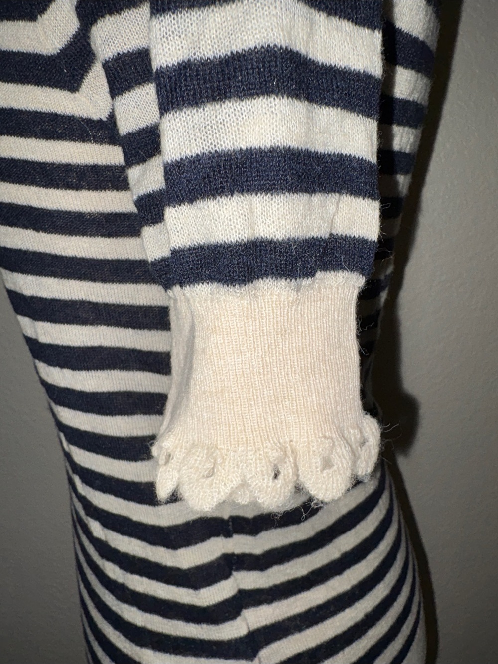 Zara Cream and Navy Striped Short-Sleeve top - Picture 7 of 9